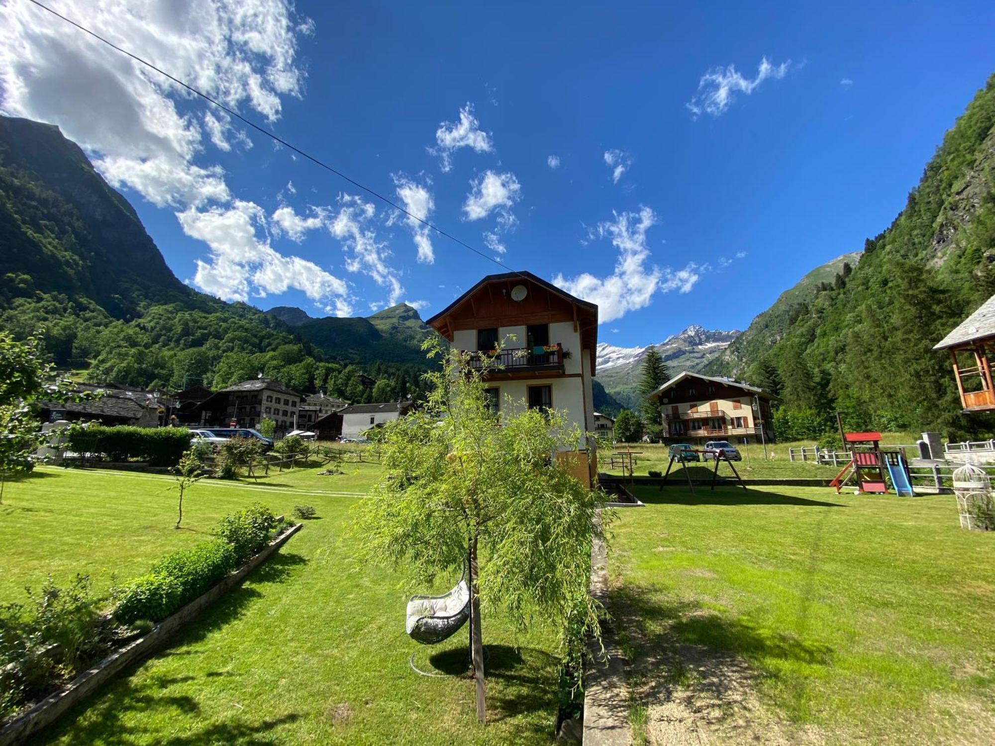L'Aria Di Casa Bed & Breakfast Alagna Valsesia Exterior photo