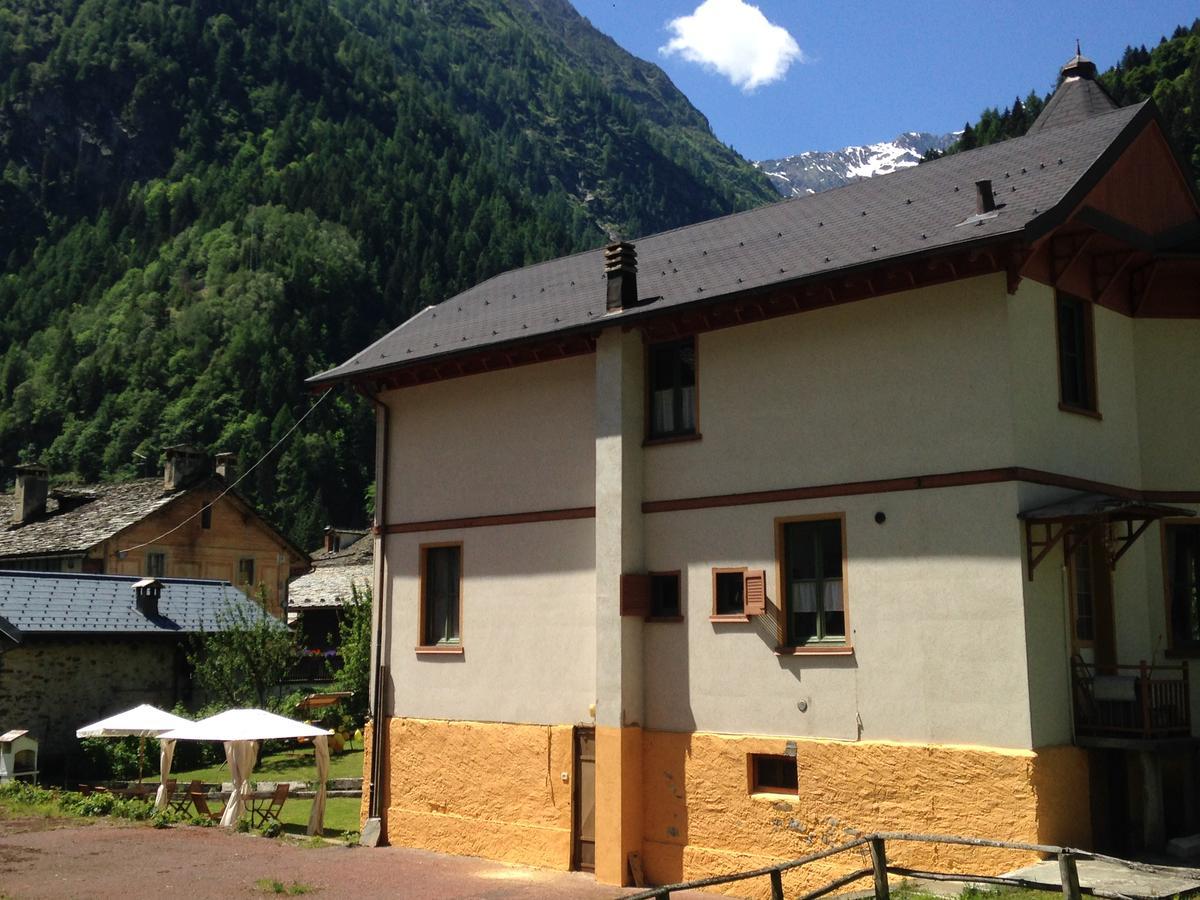 L'Aria Di Casa Bed & Breakfast Alagna Valsesia Exterior photo